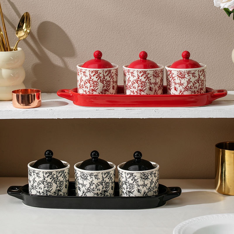 Ceramic seasoning jar, kitchen supplies, seasoning jar set, household seasoning box three-piece set, exquisite salt jar