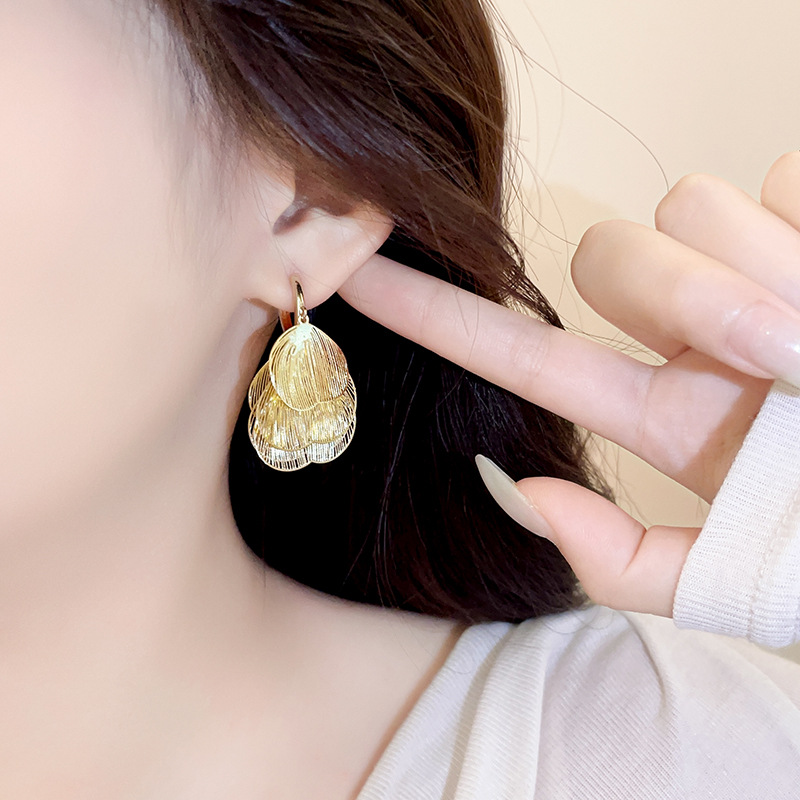 Gold Hollow Sheet Tassel Ear Cuff for Women 2026 New Earrings Earrings