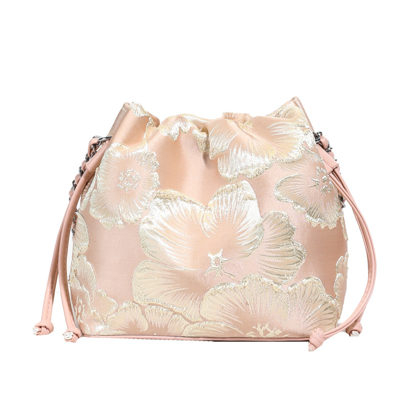 2025 New Chinese Style Embroidery Flower Chain Bucket Bag New Chinese Style Women's Bag Vacation Style Crossbody Bag