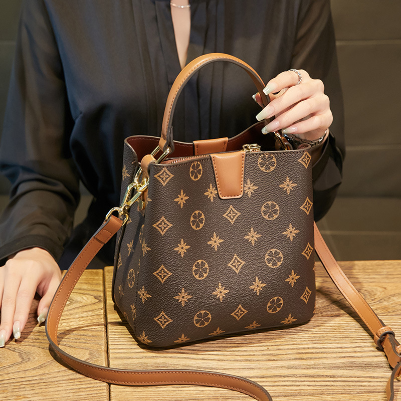 Women's bag new 2026 bucket bag crossbody bag live streaming
