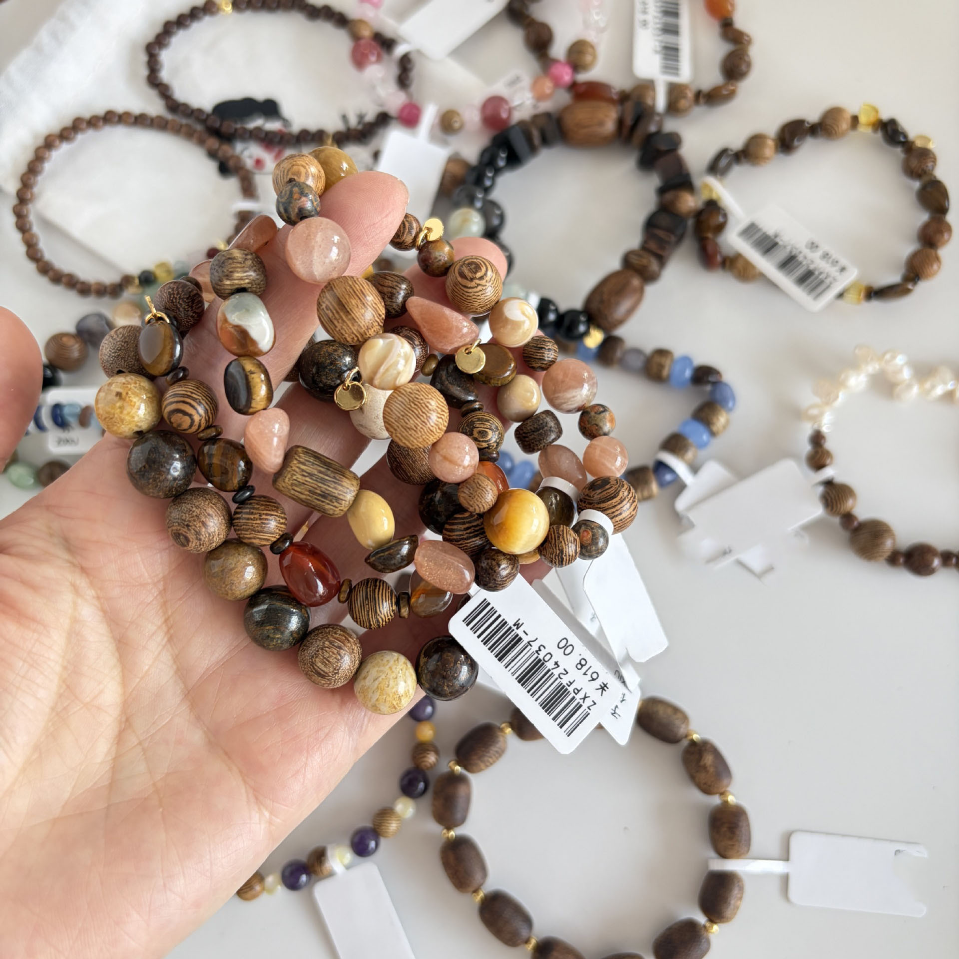 Spring Summer New Agarwood Sandalwood Natural Stone Agate/Amber/Crystal Tiger Eye Agate Beaded Bracelet for Women Collection