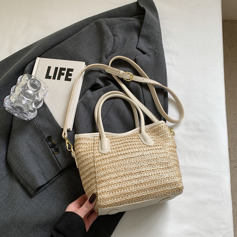 Popular Large-Capacity Straw Woven Bucket Bag for Women 2025 New Beach Vacation Commute Single-Shoulder Crossbody Bag