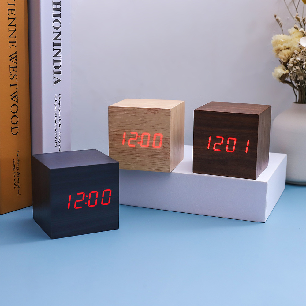 LED smart voice-controlled wooden clock, square compact digital display temperature and humidity electronic alarm clock, multi-color electronic clock