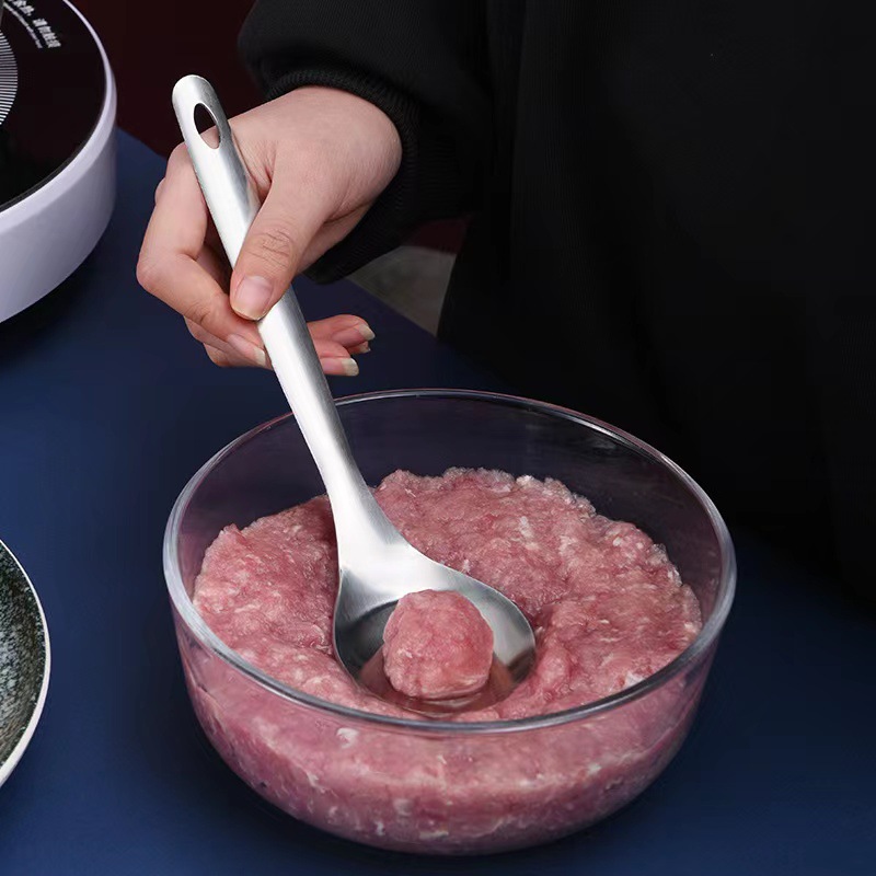 Stainless steel meatball spoon, kitchen household squeezing meatball and fish ball spoon maker, shrimp paste scoop