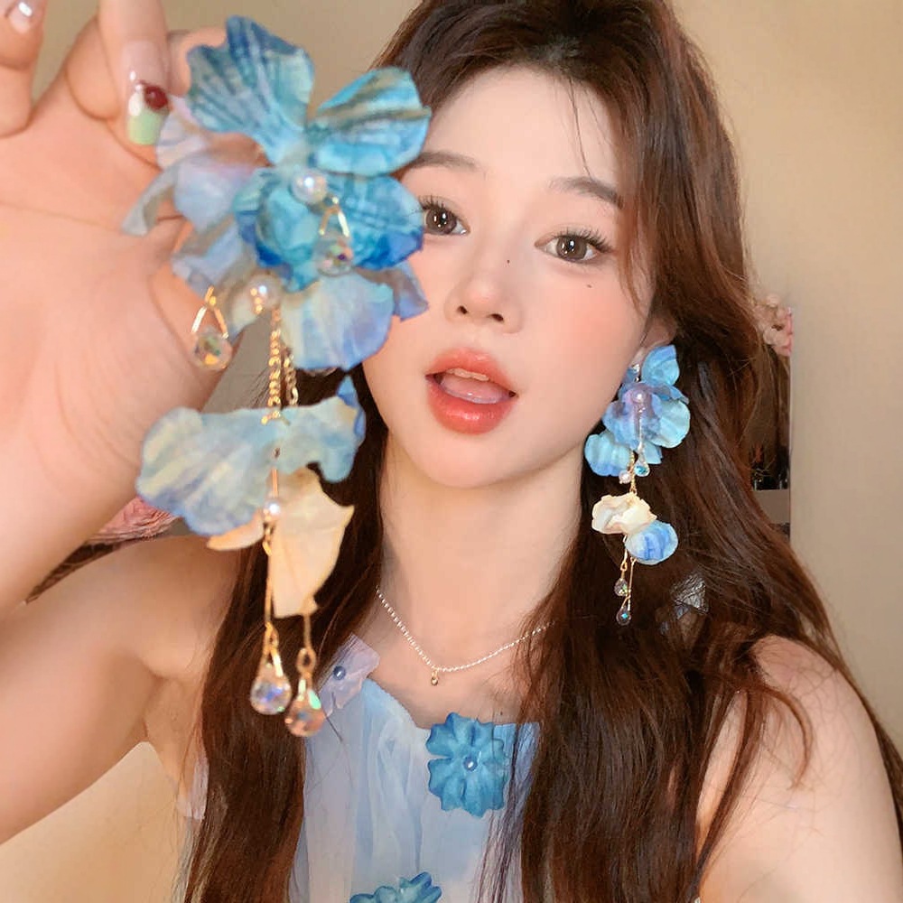 Blue Flower Tassel Earrings Women 2025 New Beach Vacation Style Earrings No Piercing Ear Cuffs