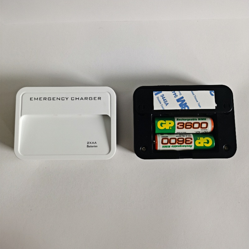 2AA Dry Battery Emergency Charger USB Port Portable with Light Power Bank for AA and AAA Batteries