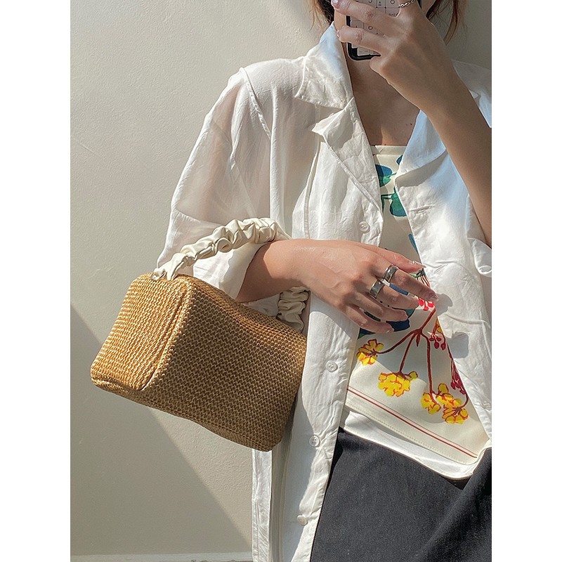Summer Straw Bag for Women 2026 New Girl's Pleated Contrast Color Handheld Square Bag Crossbody Bag