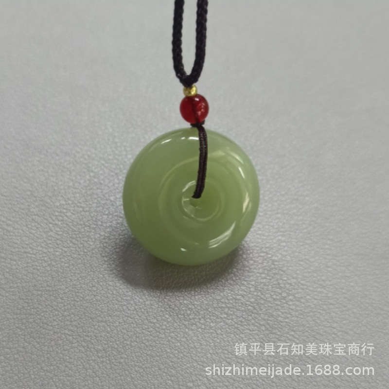 东陵玉30mm带绳子