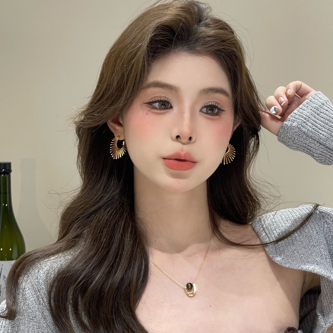 81#欧美复古太阳花线条金色耳钉耳扣