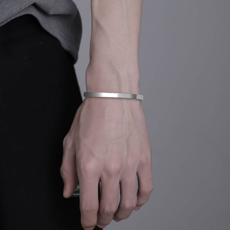 925 silver plated bracelet for men, smooth surface men's silver bracelet, simple and generous men's hand jewelry