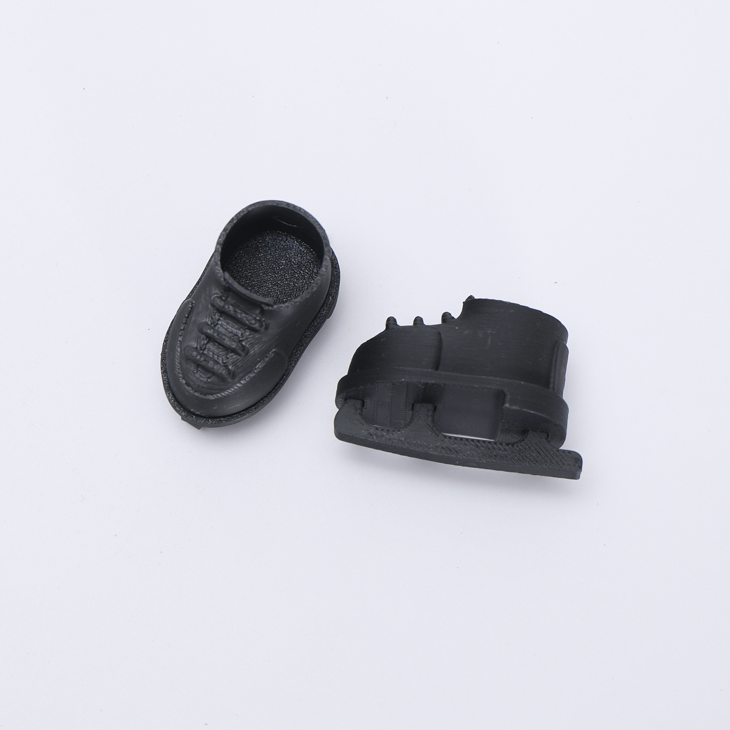黑色溜冰鞋 · 适用于LBB123代
