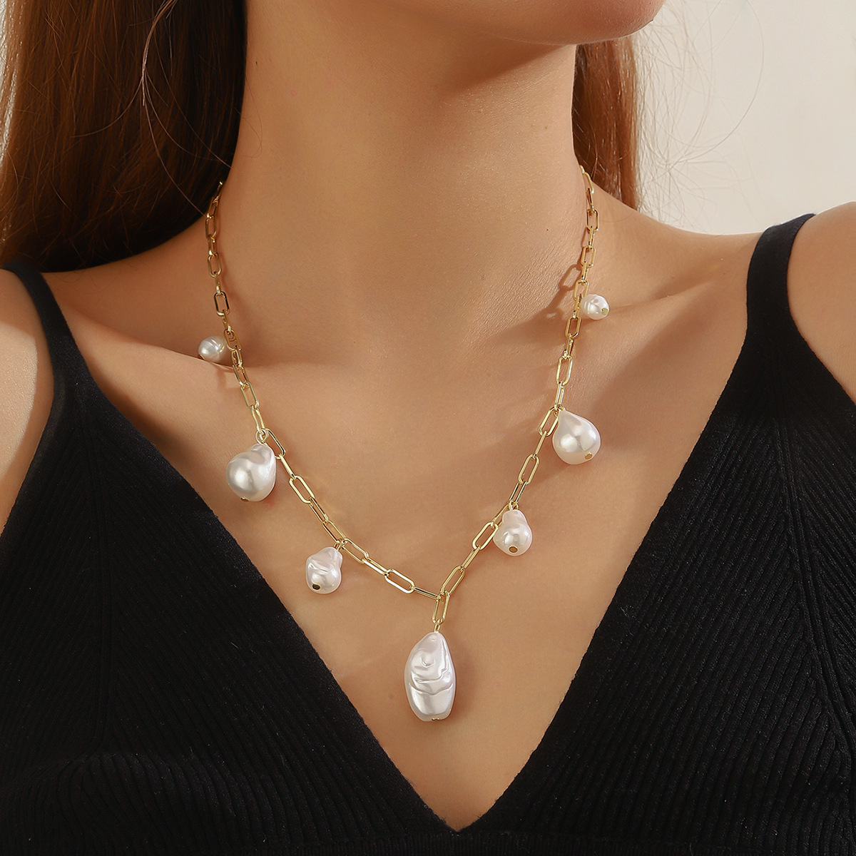 Jewelry stacked pearl necklace women exaggerated baroque pearl pendant collarbone chain