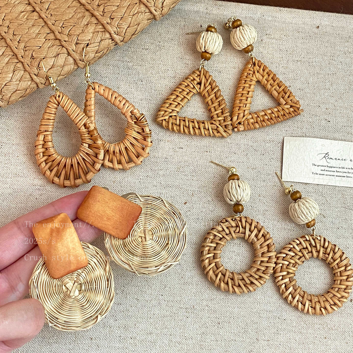 Wooden Rattan Woven Ear Hoops Women 2025 New Bohemian Vacation Style Earrings Exaggerated Face-Slimming Stud Earrings